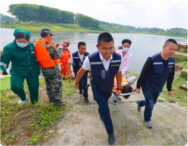 “汛”速行動,以練筑防|自貢市大安區開展防汛綜合應急演練