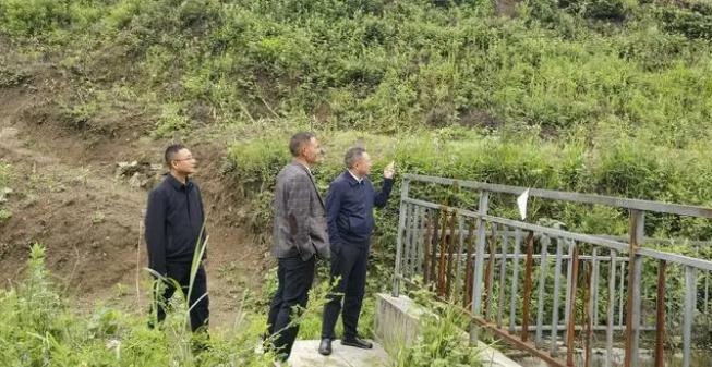 仁懷市大壩鎮(zhèn)|以&ldquo;迅&rdquo;應(yīng)&ldquo;汛&rdquo;筑牢防汛&ldquo;安全堤&rdquo;